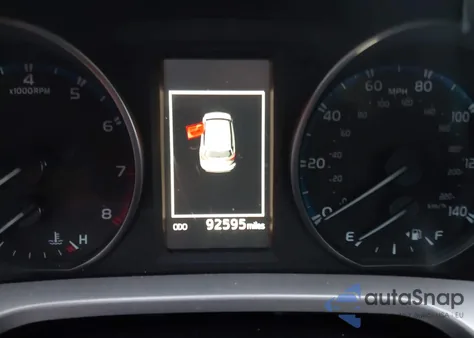 2017 Toyota Rav4 Le z USA, uszkodzony, nr VIN JTMBFREV5HJ161109